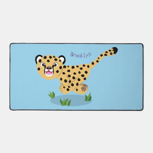 可愛いベビーランニングチーターイラストレーション デスクマット (正面)