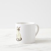 可愛いベージュ色と青い目をした茶色の猫 エスプレッソカップ (正面右)