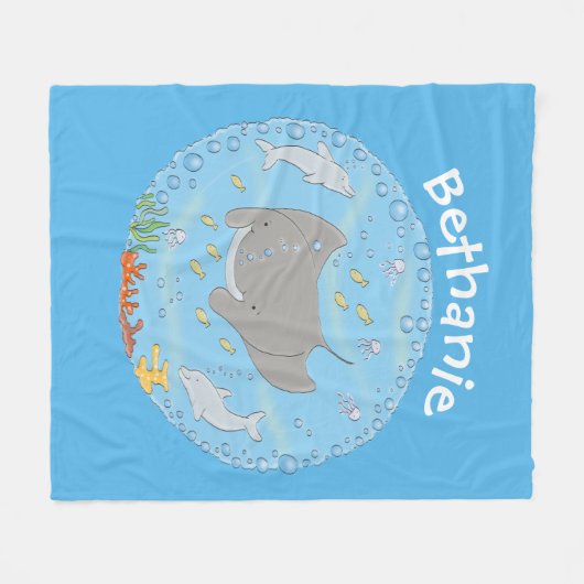 可愛いマンタレイとバブル漫画イラストレーション フリースブランケット (正面(横))