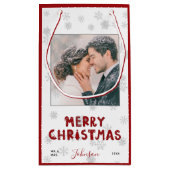 可愛いミセス・レッドタイポグラフィスノーフレーク写真クリスマス スモールペーパーバッグ (裏面)