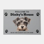 可愛いミニチュアシュアヌツァー犬写真 ドアマット (正面)