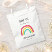可愛いモダンレインボーベイビーシャワー フェイバーバッグ (クリップ留めされた状態)