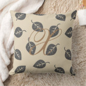 可愛いモノグラム葉柄ベージュランバーピロー クッション (ブランケット)