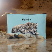 可愛いユキヒョウのカブとライトブルースカイモノグラム アクセサリーポーチ
