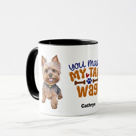 可愛いヨークシャーテリア私の尻尾を作る マグカップ (正面左)