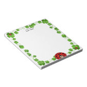 可愛いラディバグとクローバー葉のシンプル ノートパッド (アングル)
