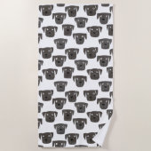 可愛いラブラドールレトリエバードッグ ビーチタオル (正面)