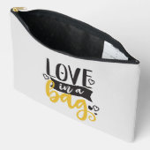 可愛いラブワードアート アクセサリーポーチ (見開き)