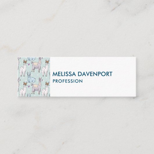可愛いラマ柄オン水玉模様 スキニー名刺 (正面)