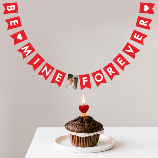 可愛いラヴ赤と白婚約プロポーズ写真 バンティングフラッグ