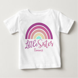 可愛いレインボーの妹のカスタマイズ可能な名前 ベビーTシャツ