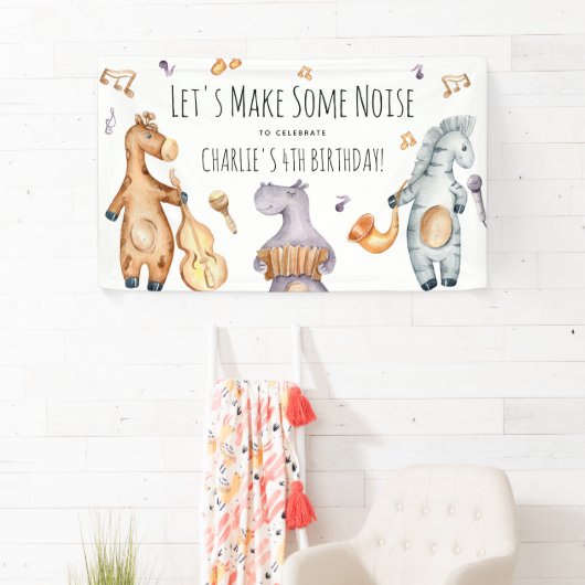 可愛いレッツノイズを作るアフリカの動物の誕生日 横断幕 (インサイチュ)