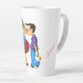 可愛いロマンチックなカップル – 愛 – 愛する – キス カフェラテマグ (右アングル)