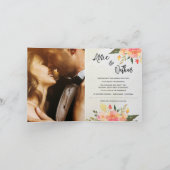 可愛いロマンチックなフローラArchスクリプト2写真結婚s 招待状 (内部)