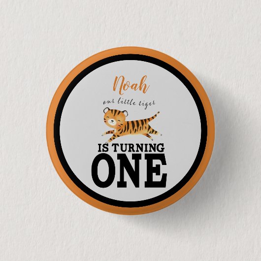 可愛いワイルドワンサファリジャングルタイガー1st誕生日 缶バッジ (正面)