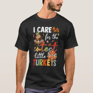 可愛い七面鳥の世話をする看護師 Nicu Th Tシャツ