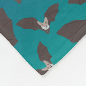 可愛い不気味こうもり フリースブランケット (角)