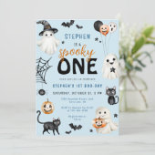 可愛い不気味ワンブルーハロウィーン少年1歳の誕生日 招待状 (スタンド正面)