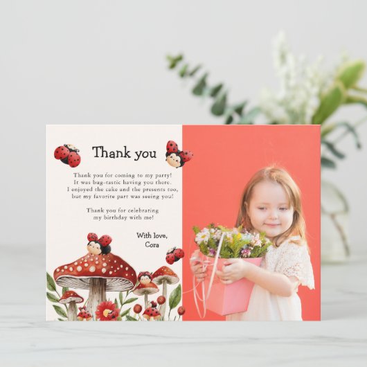 可愛い写真の私たちの小さなラディバグガール誕生日 サンキューカード (スタンド正面)