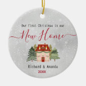 可愛い初めてのクリスマスを新しいホームモノグラムに セラミックオーナメント (正面)
