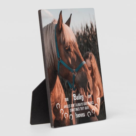 可愛い天使がホーフ馬の写真を記念撮影 フォトプラーク (側面)