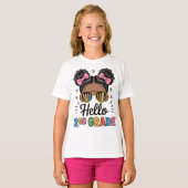 可愛い女子の2年生 Tシャツ (正面フル)