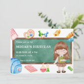 可愛い女子学生チョークボード誕生日 招待状 (スタンド正面)