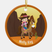 可愛い女性のカーボーイパーソナライズされたキッズネームクリスマス セラミックオーナメント (正面)