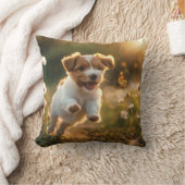 可愛い子犬が蝶を追いかける クッション (ブランケット)