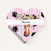 可愛い子猫と足、ピンクのストライプハート型 ノートブック (正面)