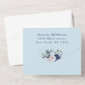 可愛い子猫の花ブルー男の子のシャワー オールインワン招待状 (裏面)