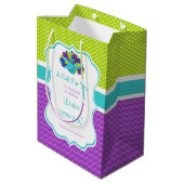 可愛い孔雀グリーンとパープル誕生日ありがとう ミディアムペーパーバッグ (裏面アングル)