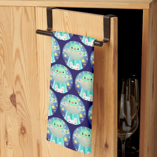可愛い宇宙生き物とウサギ キッチンタオル (三つ折り)