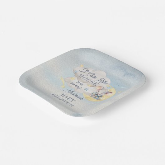 可愛い小さなマウスが彼の道の男の子の赤ちゃんシャワー ペーパープレート (傾斜あり)