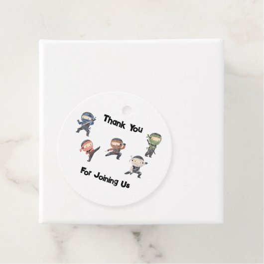 可愛い忍者戦士子供の誕生日パーティーフェイト フェイバータグ (インサイチュ)