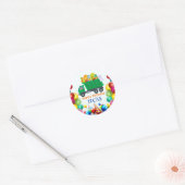 可愛い恐竜ごみトラックのバルーンバースデーボーイ ラウンドシール (封筒)