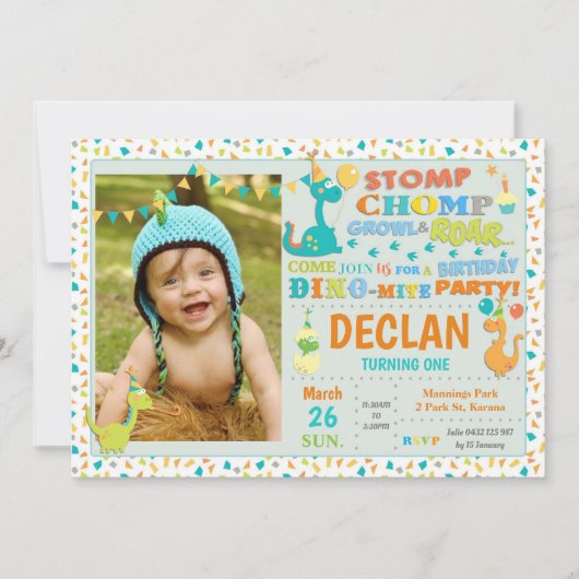 可愛い恐竜の最初の誕生日パーティー少年の写真 招待状 (正面)