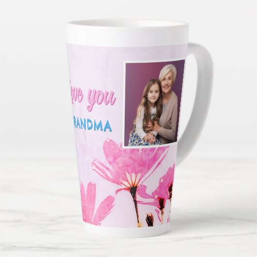 可愛い愛おばあちゃんピンクの花2枚の写真 カフェラテマグ (右アングル)