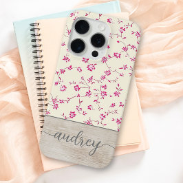 可愛い木パーソナライズされた材フローラスクリプトモノグラム名 iPhone 15 PROケース