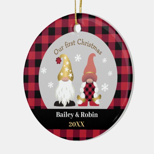 可愛い格言私たちの初めてのクリスマスバッファロープリッドセラ セラミックオーナメント (左)