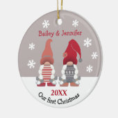 可愛い格言私たちの初めてのクリスマス赤ピンクグレー セラミックオーナメント (左)