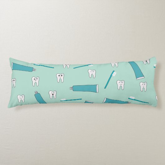 可愛い歯ティール(緑がかった色)ミント歯磨き歯ブラシ柄 ボディピロー (正面)