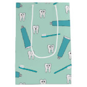 可愛い歯ティール（緑がかった色）ミント歯磨き歯ブラシ柄 ミディアムペーパーバッグ (裏面)