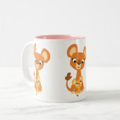 可愛い漫画の母の雌ライオン ツートーンマグカップ (正面左)