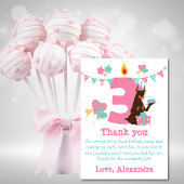 可愛い犬とケーキの隣のナンバーズ3誕生日 サンキューカード