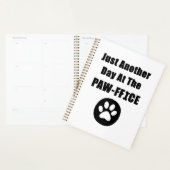 可愛い犬のポーちょうど別の日にパフ プランナー手帳 (ディスプレー)