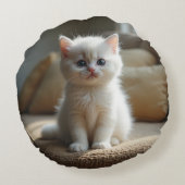 可愛い犬をイメージした円形のクッション ラウンドクッション (裏面)