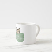 可愛い猫がお茶を飲んでコップに入った エスプレッソカップ (正面右)