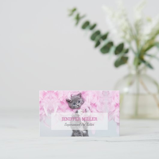可愛い猫ピンクの羽。 名刺 (スタンド正面)