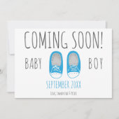 可愛い男の赤ちゃん来シューズもうすぐ青い妊娠 案内状 (正面)